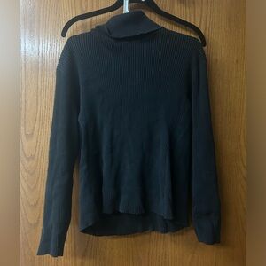 Women’s black turtle neck size large